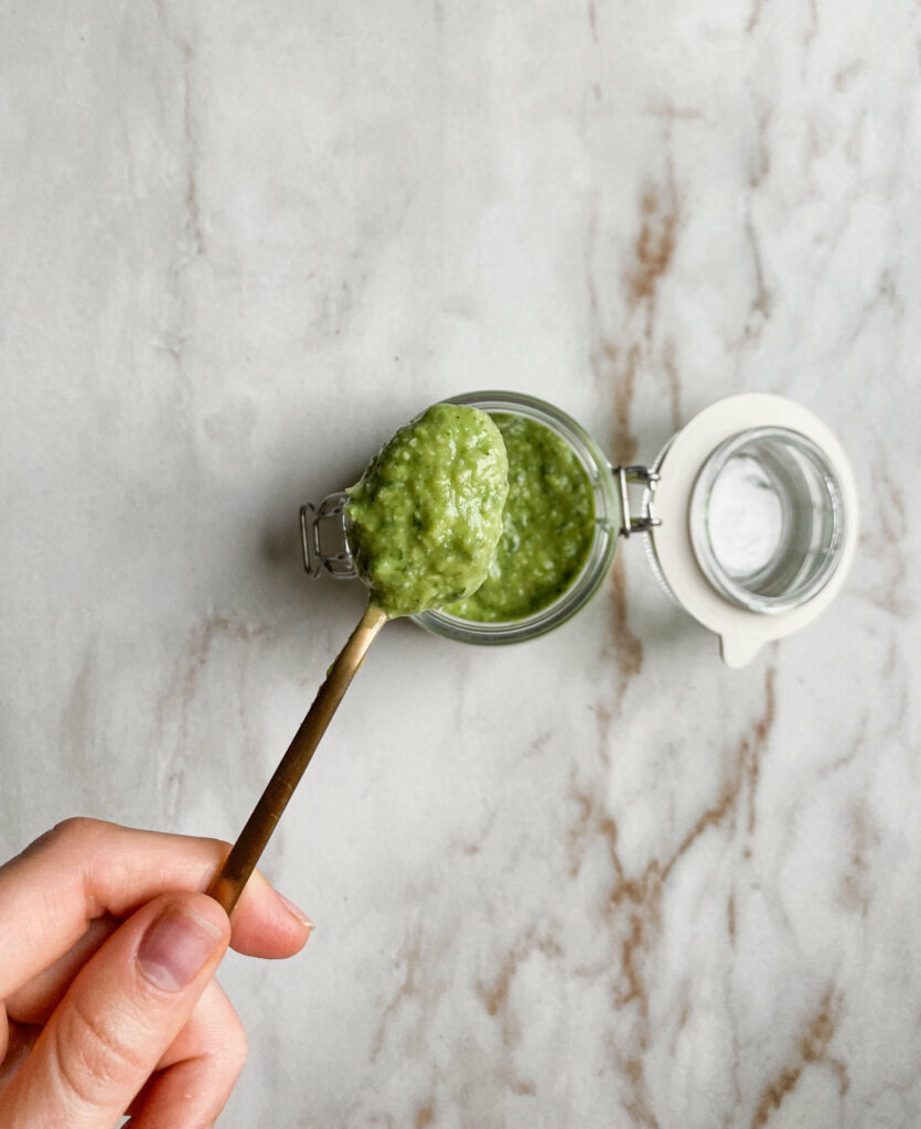 Pesto z awokado