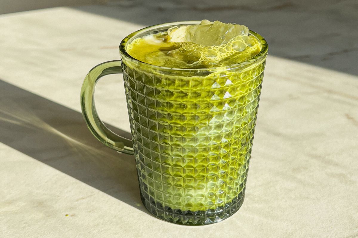 Matcha arbata puodelyje