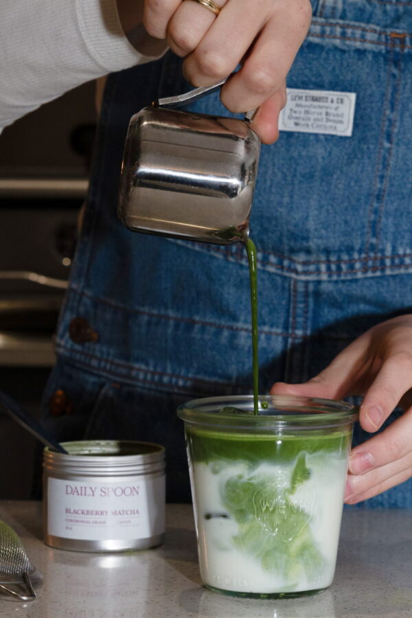 Matcha jeżynowa
